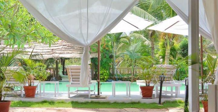 Hotel The Clematis à Candolim Extérieur photo