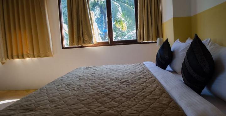 Hotel The Clematis à Candolim Extérieur photo