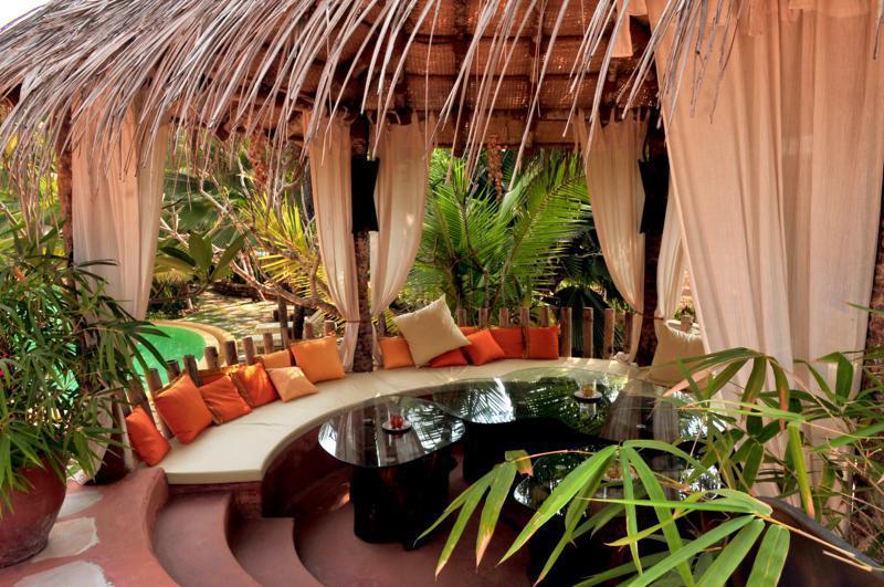 Hotel The Clematis à Candolim Extérieur photo